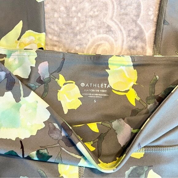 Athleta elation 7/8 tight - Picture 3 of 4
